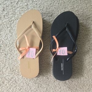 2 Pairs! Old Navy Black and Tan Flip Flops
